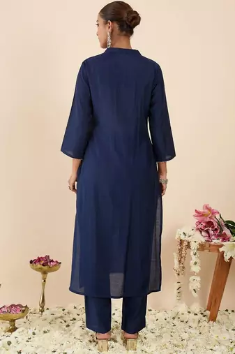 Women Ethnic Motifs Embroidered Regular Thread Work Kurta with Trousers