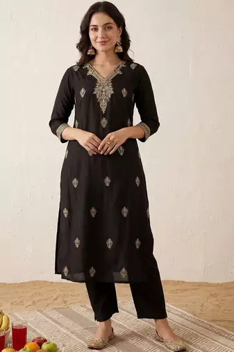 Women Ethnic Motifs Embroidered Regular Kurta with Trousers