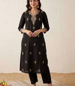 Women Ethnic Motifs Embroidered Regular Kurta with Trousers
