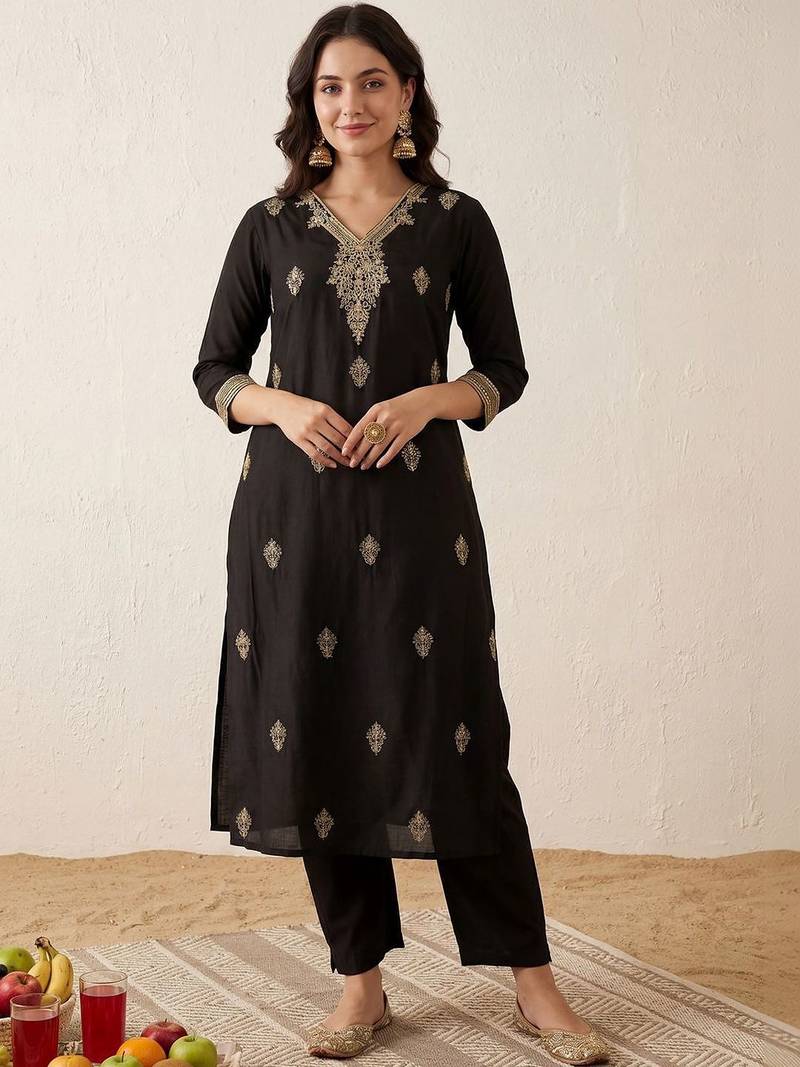 Women Ethnic Motifs Embroidered Regular Kurta with Trousers