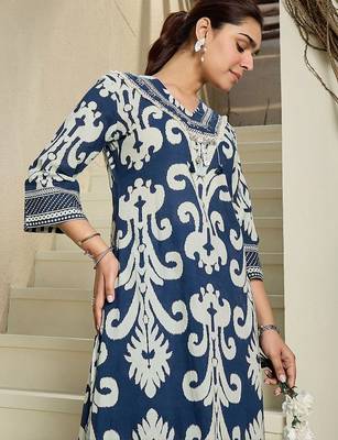 Women Ethnic Motifs Printed Regular Thread Work Pure Cotton Kurta with Trousers 3