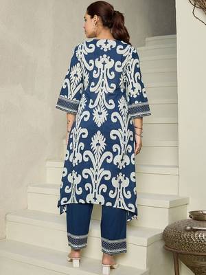 Women Ethnic Motifs Printed Regular Thread Work Pure Cotton Kurta with Trousers 5