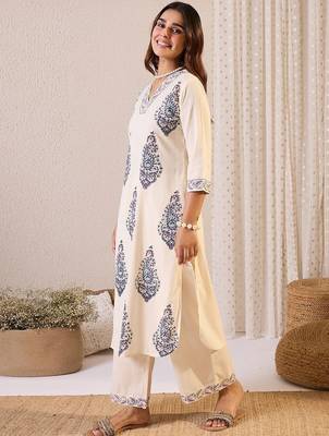 Women Ethnic Motifs Printed Regular Pure Cotton Kurta with Palazzos 3