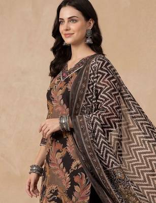 Women Ethnic Motifs Printed Regular Thread Work Pure Cotton Kurta with Trousers & With Dupatta 3