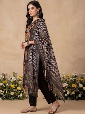 Women Ethnic Motifs Printed Regular Thread Work Pure Cotton Kurta with Trousers & With Dupatta 4