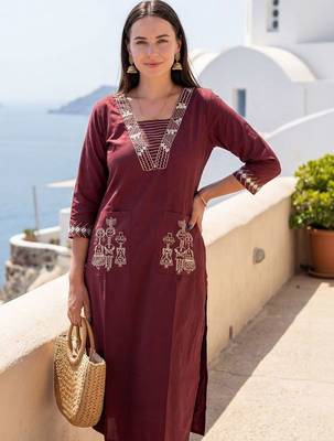 Women Ethnic Motifs Embroidered Regular Thread Work Pure Cotton Kurta with Trousers 1