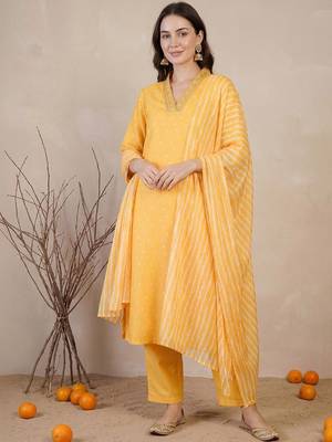 Women Bandhani Printed Regular Sequinned Kurta with Trousers & With Dupatta 1