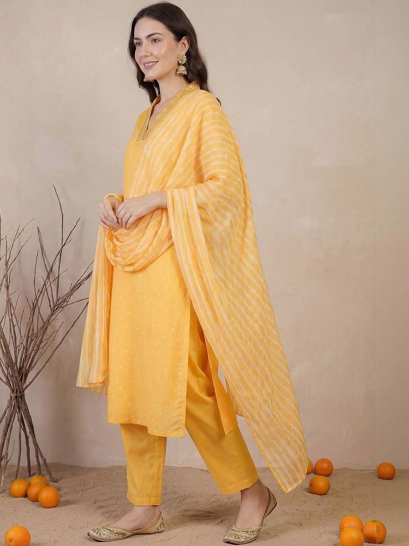 Women Bandhani Printed Regular Sequinned Kurta with Trousers & With Dupatta