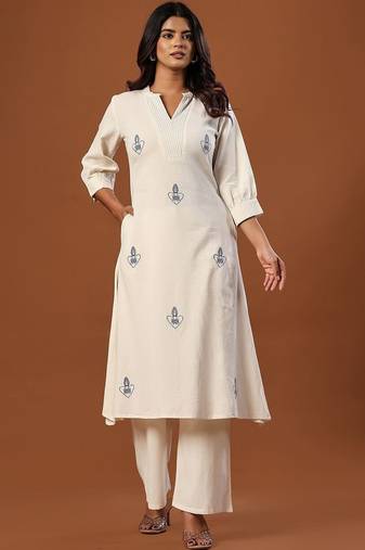 Women Ethnic Motifs Embroidered Regular Thread Work Pure Cotton Kurta with Palazzos