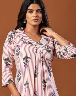 Women Floral Printed Regular Pure Cotton Kurta with Trousers 5
