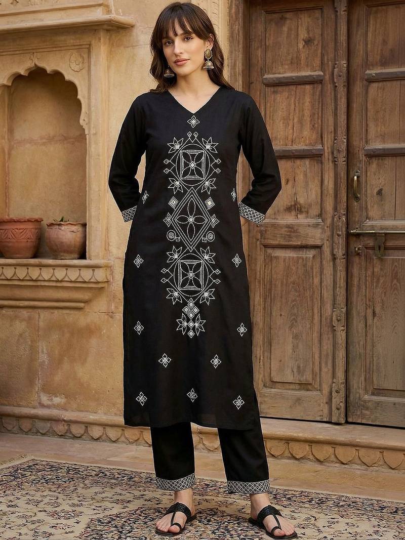 Women Embroidered Regular Black Thread Work Kurta with Trousers