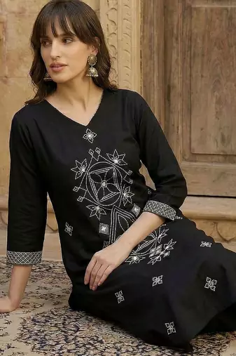 Women Embroidered Regular Black Thread Work Kurta with Trousers