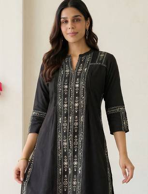 Women Ethnic Motifs Printed Regular Mirror Work Pure Cotton Kurta with Trousers 2