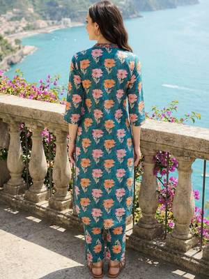 Women Floral Printed Pleated Beads and Stones Pure Cotton Kurta with Trousers 4