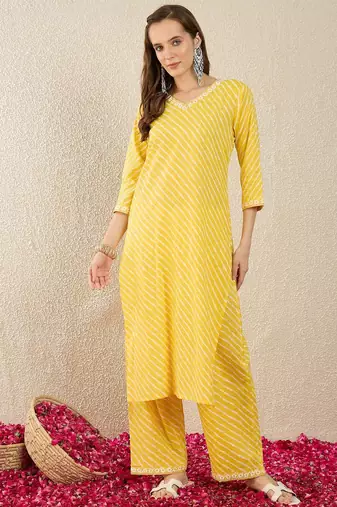 Women Leheriya Printed Regular Thread Work Pure Cotton Kurta with Trousers