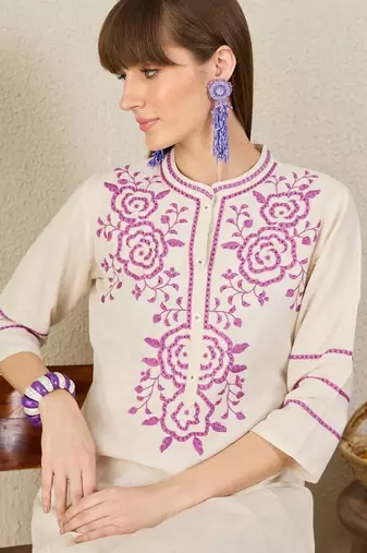 Women Floral Embroidered Regular Thread Work Kurta with Palazzos