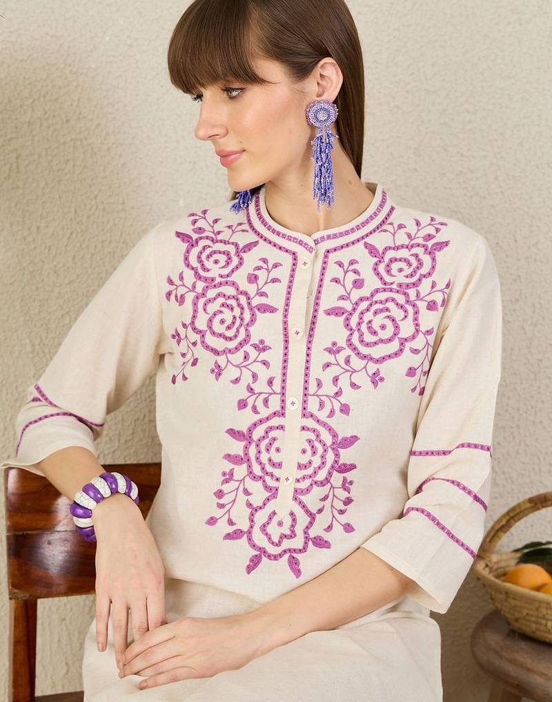 Women Floral Embroidered Regular Thread Work Kurta with Palazzos