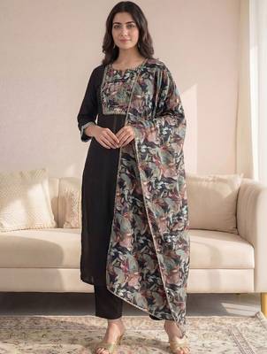Black Printed Straight Kurta Trousers Dupatta Set 6