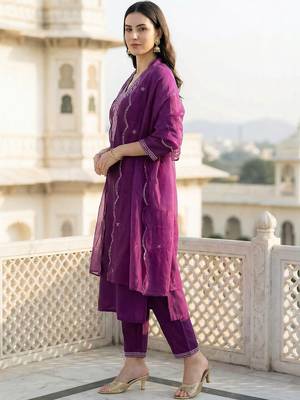 Women Ethnic Motifs Embroidered Regular Thread Work Kurta with Trousers & With Dupatta 4