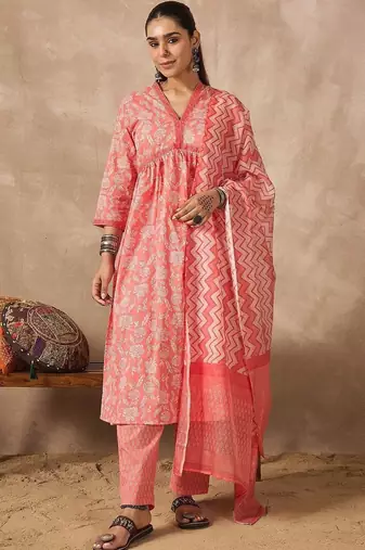 Women Floral Printed Empire Pure Cotton Kurta with Trousers & With Dupatta
