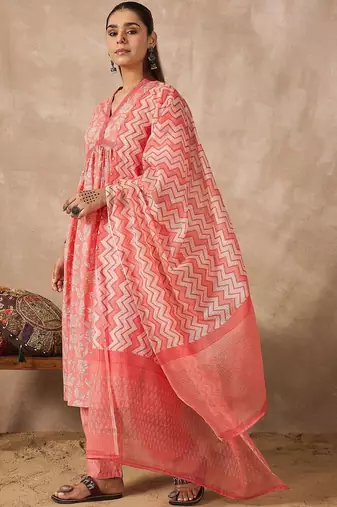 Women Floral Printed Empire Pure Cotton Kurta with Trousers & With Dupatta