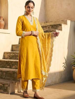 Women Ethnic Motifs Regular Gotta Patti Kurta with Trousers & With Dupatta 1