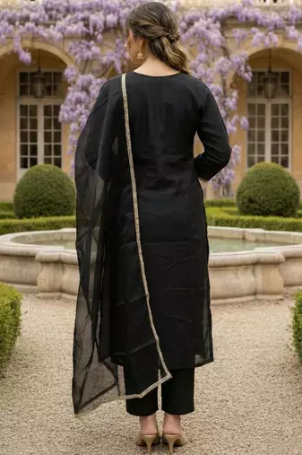 Women Ethnic Motifs Embroidered Regular Thread Work Liva Kurta with Trousers & With Dupatta