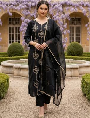 Women Ethnic Motifs Embroidered Regular Thread Work Liva Kurta with Trousers & With Dupatta 6