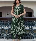 Women Printed Regular Pure Cotton Kurta with Trousers & With Dupatta