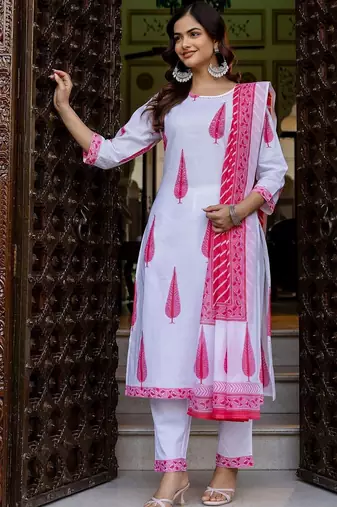 Women Printed Regular Pure Cotton Kurta with Trousers & With Dupatta