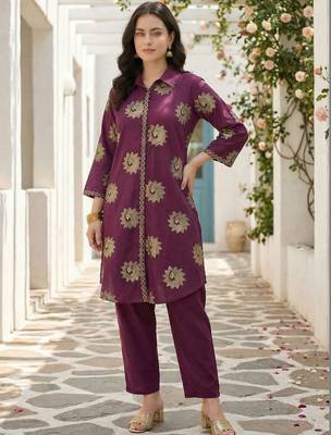 Women Ethnic Motifs Printed Regular Pure Cotton Kurta with Trousers 1