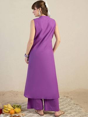 Women Ethnic Motifs Embroidered Regular Thread Work Pure Cotton Kurta with Palazzos 3