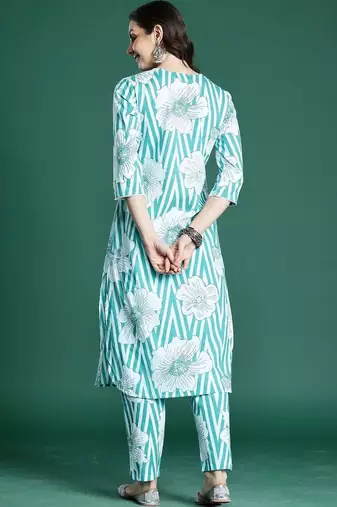 Women Floral Printed Regular Sequinned Pure Cotton Kurta with Trousers