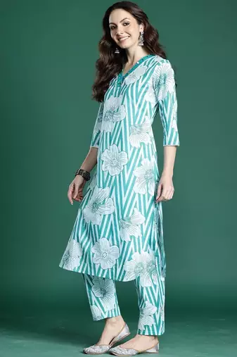 Women Floral Printed Regular Pure Cotton Kurta with Trousers