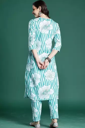 Women Floral Printed Regular Pure Cotton Kurta with Trousers