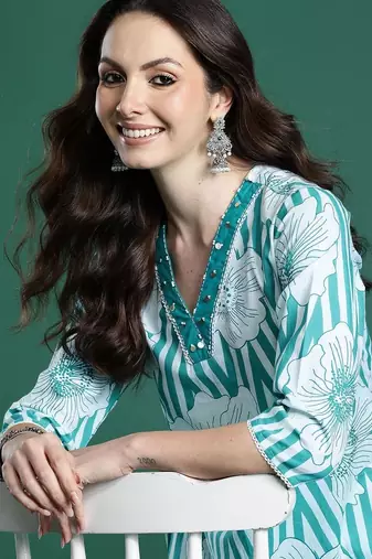Women Floral Printed Regular Pure Cotton Kurta with Trousers