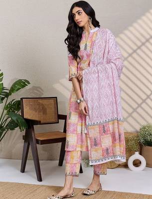 Women Printed Regular Pure Cotton Kurta with Trousers & With Dupatta 1