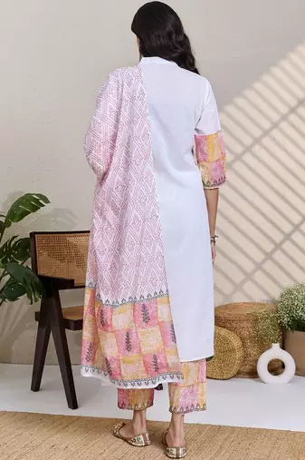 Women Printed Regular Pure Cotton Kurta with Trousers & With Dupatta