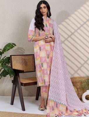 Women Printed Regular Pure Cotton Kurta with Trousers & With Dupatta 5