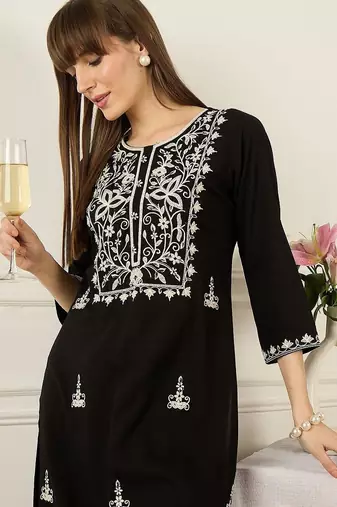 Floral Yoke Design Thread Work Pure Cotton Kurta With Palazzos