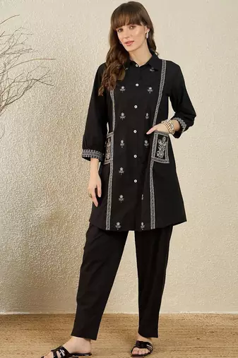 Women Ethnic Motifs Embroidered Regular Thread Work Pure Cotton Kurta with Trousers