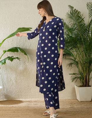 Women Printed Regular Thread Work Pure Cotton Kurta with Palazzos 3