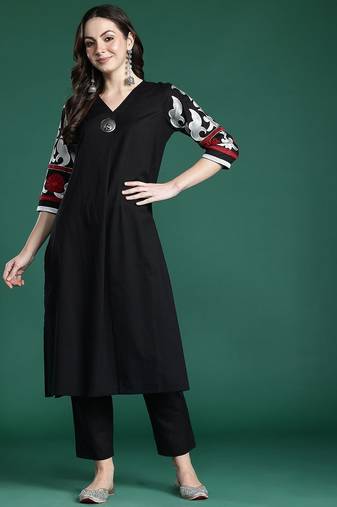 Floral Embroidered  Cotton Kurta with Trousers