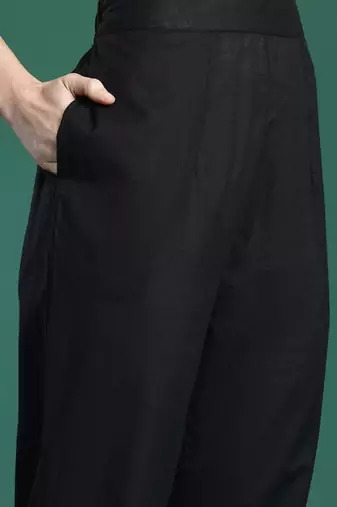 Floral Embroidered Pure Cotton Kurta with Trousers
