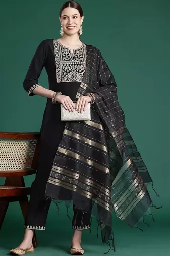 Women Ethnic Motifs Embroidered Regular Thread Work Liva Kurta with Trousers & With Dupatta