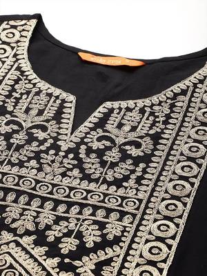Women Ethnic Motifs Embroidered Regular Thread Work Liva Kurta with Trousers & With Dupatta 4