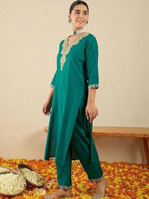 Women Ethnic Motifs Embroidered Regular Thread Work Kurta with Trousers 6
