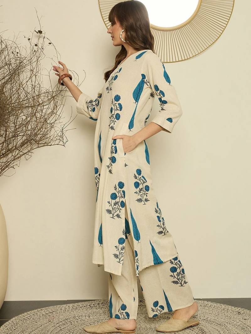 Women Floral Printed Regular Thread Work Kurta with Palazzos
