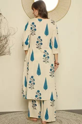 Women Floral Printed Regular Thread Work Kurta with Palazzos