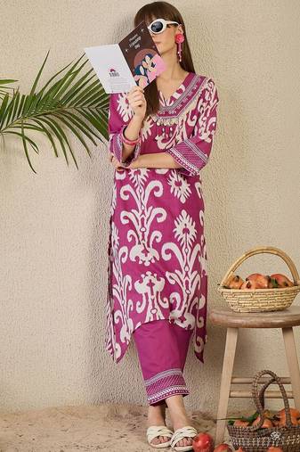 Women Ethnic Motifs Printed Regular Thread Work Pure Cotton Kurta with Trousers